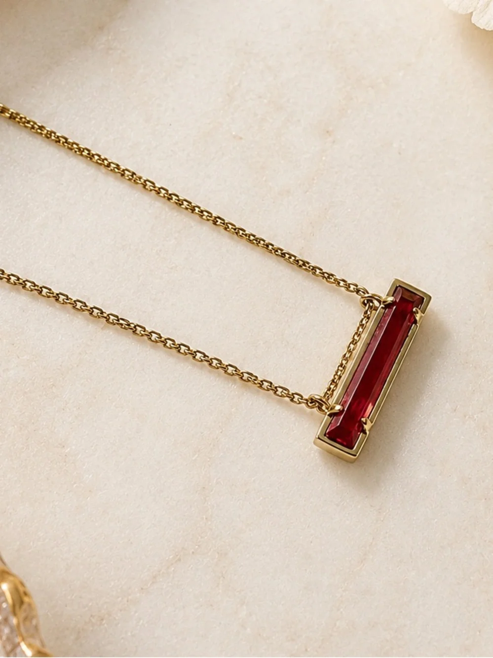 Kendra Scott Leanor Bar Pendant Necklace